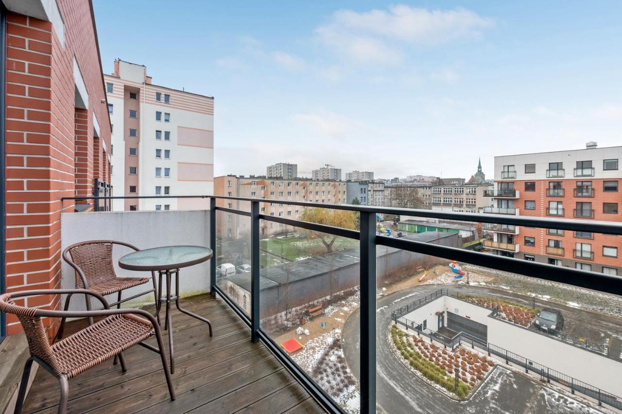 City Center Nowa Grobla Apartments & Parking By Downtown Apartments Гданьск Экстерьер фото